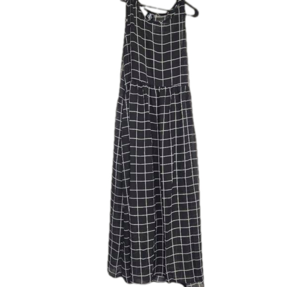3/$25 NWT Agnes & Dora maxi black white Godiva dress size Medium sleeveless.